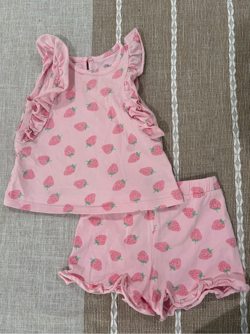 Little me premium children’s clothing  2 piece set. 12M
